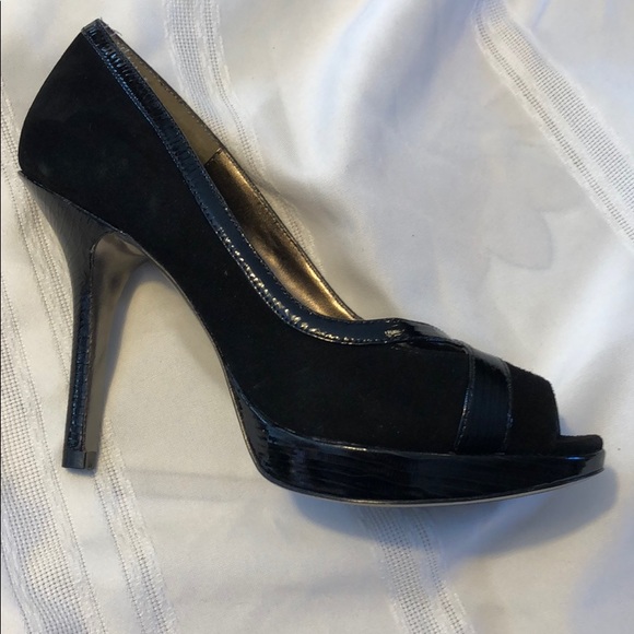 ISOLA black suede peep toe heels size 8.5 CUTE!!!! - Picture 5 of 10